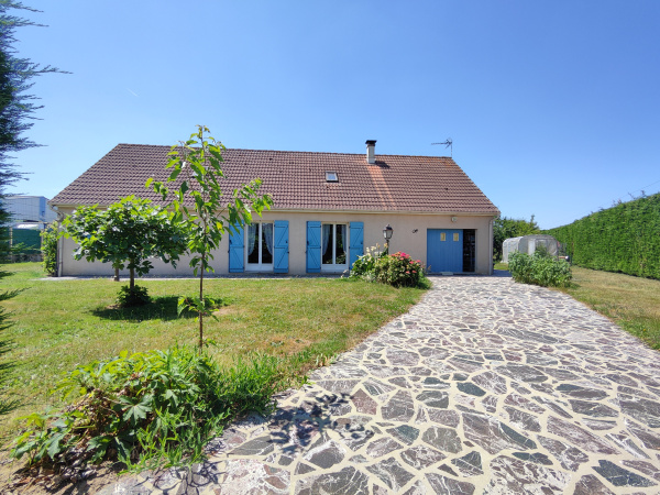 Offres de vente Maison La Loupe 28240