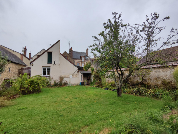 Offres de vente Maison de village Longny-au-Perche 61290